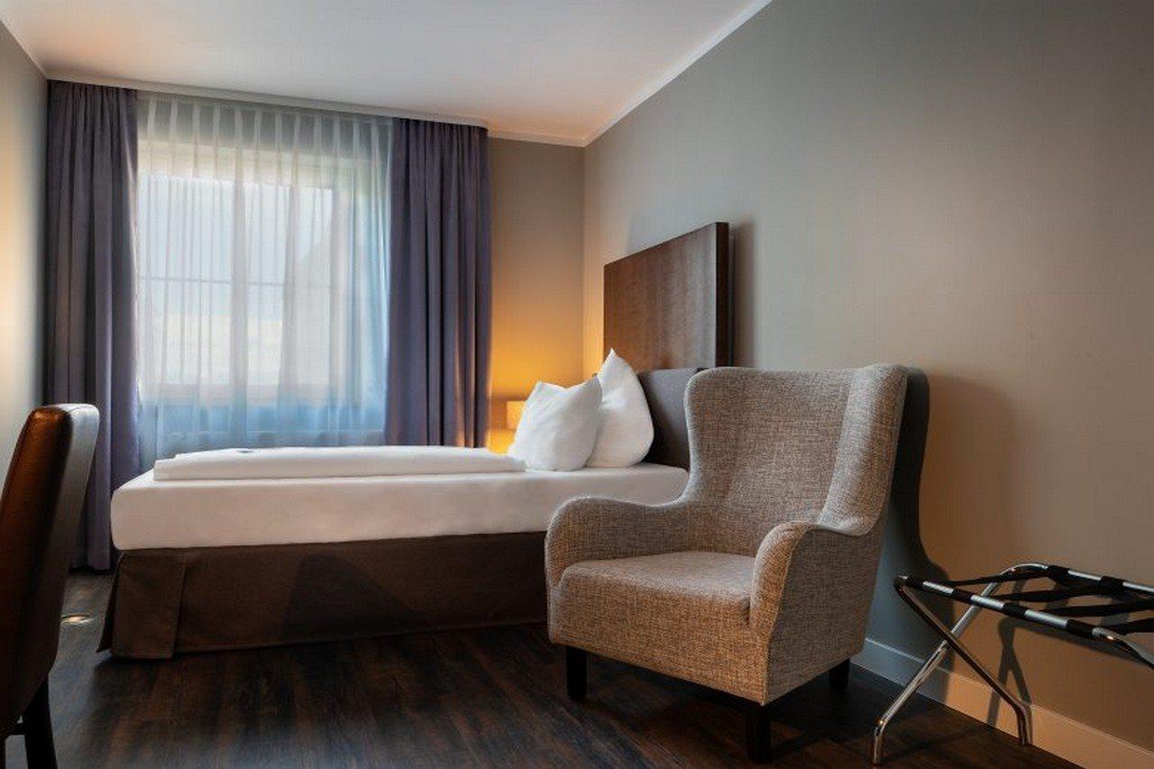Best Western Hotel Goldenes Rad Friedrichshafen Exterior photo